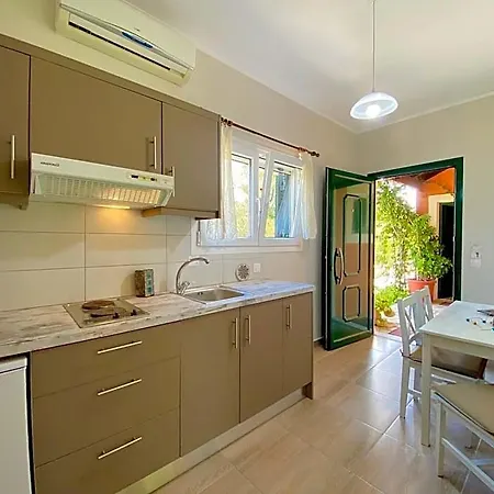 Asteraki House - New For 2021 - Acharavi 4*